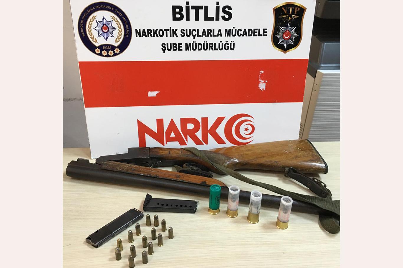 Bitlis’te uyuşturucu satıcılığı yapan 10 kişi tutuklandı